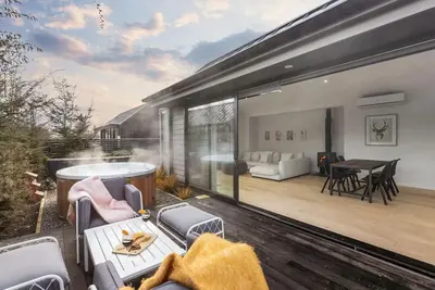Image de Parera Lane | Hot Tub Hideaway