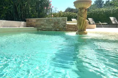Image de Villa avec piscine et terrain de boules privatifs - La Motte - 6 personnes
