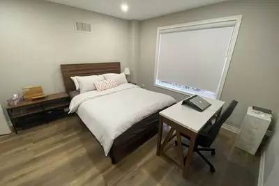 Image de Stunning modern open concept house.