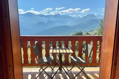 Image de Appartement dans un chalet en pleine nature : calme et vue panoramique