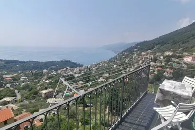 Image de 3-bedroom condo, full kitchen, 1leaving room 1 bathroom, balcony great view