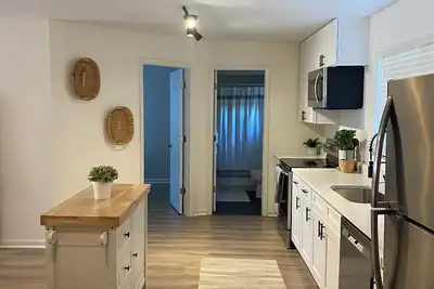 Image de Charming 2-bedroom Guest House with WiFi and Ac in Central Lakeland