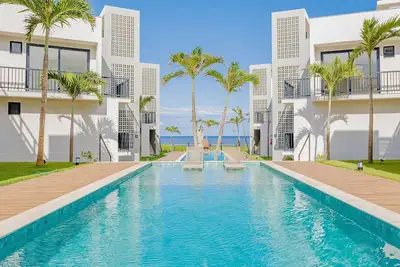 Image de It82 Beautiful 3/4 Apartment, Beachfront, Sea View - Itacimirim