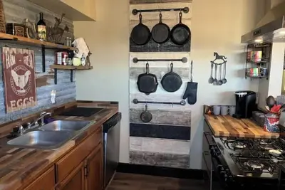 Old Western Unit #6