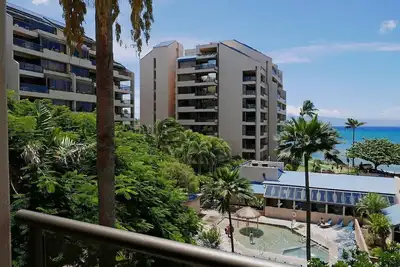 Image de Terrific three bedroom Villa at Sands of Kahana. Stunning Beach!