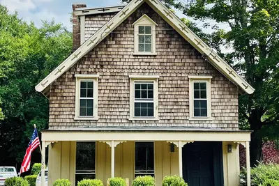 Image de The little Chestnut. A charming historic apartment in Downtown Chester