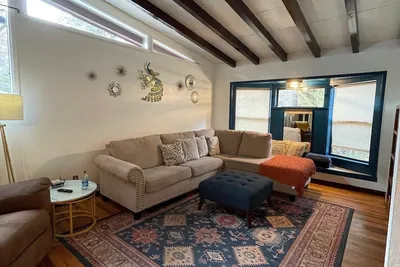 Image de Beautiful 3-Bd Mcm house in Prescott with WiFi and window ACs