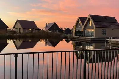 Image de Spacious Waterfront Family Gem: View, Terrace, Bbq