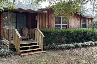 Image de Charming country house in Kisatchie National Forest. Hunters welcome