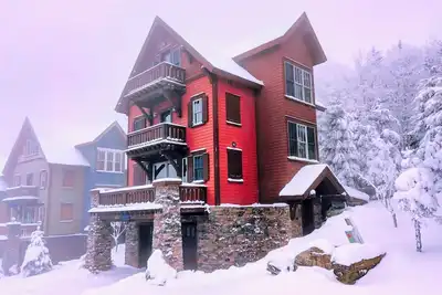 Image de Bear Cub's Den – Relax in Luxury in The Sanctuary on Snowshoe's South Mountain