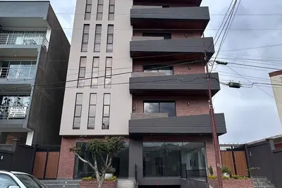 Image de Beautiful apartment with 2 rooms/3 beds/2 bathrooms with Wifi