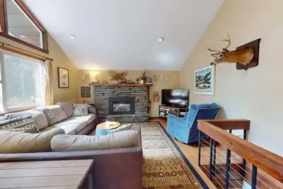 Image de Pet-Friendly Dean Hill Chalet: Minutes From Killington Slopes