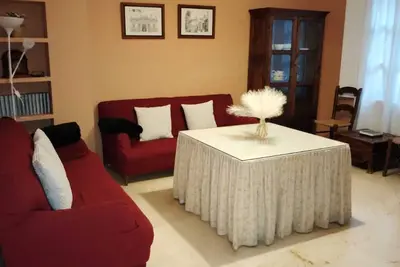 Image de Centrico Y Amplio Apartamento Con Todas Las Comodidades ¡sevilla A Tus Pies!