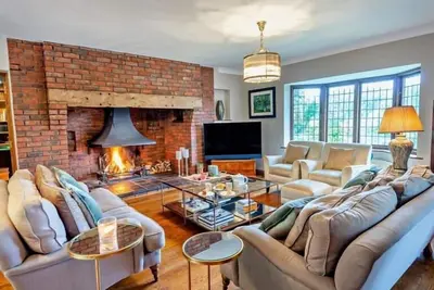 Image de Luxurious 5 Bedroom House in Cookham near  Marlow