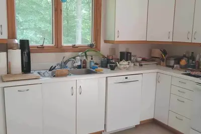 Image de Charming guest suite in multi-leveled house in Sewanee.