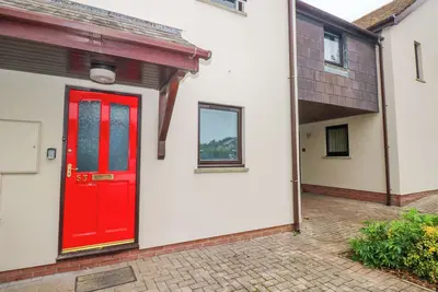 53 The Clicketts, pet friendly, character holiday cottage in Tenby