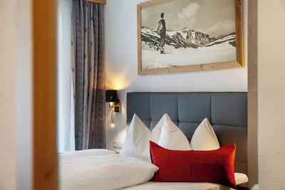 Image de Appartement \"Gorfenspitze\" avec vue sur les montagnes, terrasse partagée et Wi-Fi