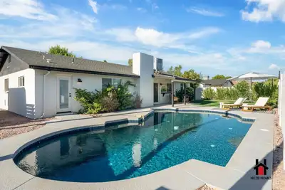 Image de Relaxing Retreat w/ Pool, Hammock & Covered Patio