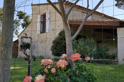 Image de Le Cabanon de Louise\n\"Entre vignes et Mt Ventoux\"