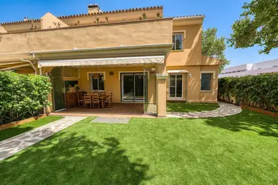 Image de 3068 Luxury Family Townhouse in Elviria, Marbella