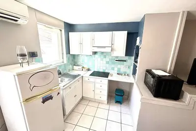 Image de Maison rénovée, 2 chambres, climatisée, parking, animaux acceptés, Port-la-Nouvelle