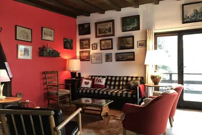 Image de Chalet rustique pour 11 pers, accès direct pistes, animaux admis, Wi-Fi