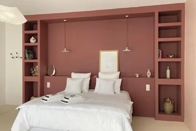 Image de ! Maison d'hôtes à Niort, rénovée avec goût. A 5 mn du Marais poitevin