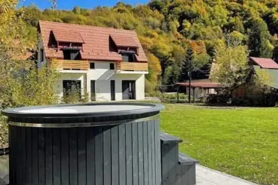 Image de Minimalist guesthouse in a beautiful landscape