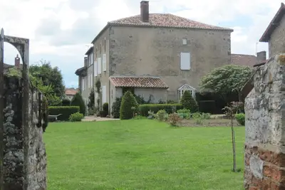 Image de Cottage de charme dans un petit village du haut limousin. \nGolf.