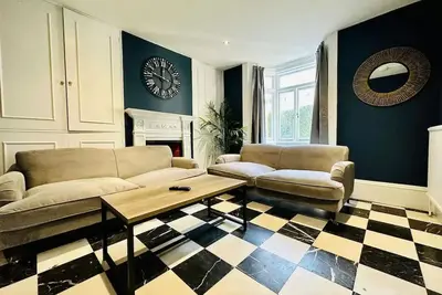 Image de Brighton City Centre Seafront 5 Bedroom Flat BN1115Upp