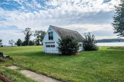 Image de #DreamDeale - water view home