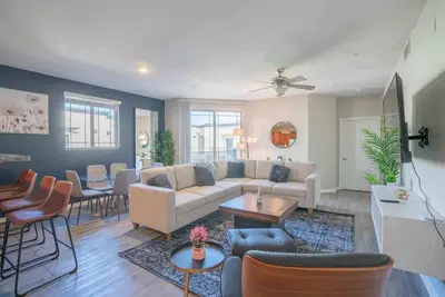 Image de Serene 3bd near Asu Sloan Pk with Wd Parking can Sleeps 12