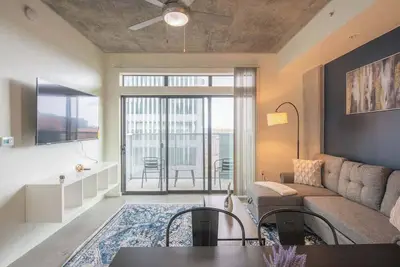 Image de Central Downtown Phx | Pool, Gym, Parking, Balcony