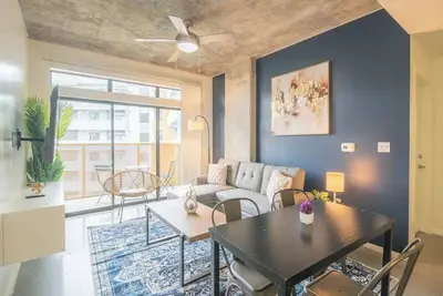 Image de Phx Downtown Stay | Pool + Gym + Free Parking & W/D