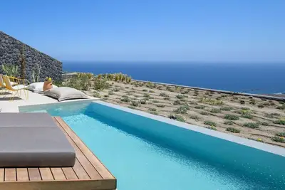 Image de Splendid Santorini Villa | Villa Blaise | 1 Bedroom | Children Older than 7y are Welcome | Superior Suite Private Heated Pool | Breathtaking Sea Views | Private Furnished Sun Terrace | Outdoor Dining Area | Imerovigli