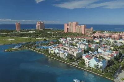 Getaway Resort on Paradise Island 12/16-12/23 w/free waterpark bracelets up to 4