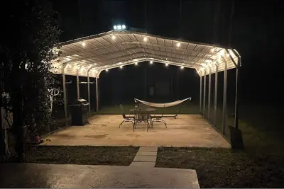 Image de Private camping lake get away on poppys island