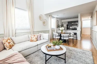 Image de 1874 Suite at 360 King