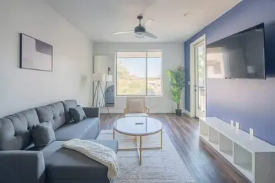 Image de Tempe Comfort 1bd with Pool Gym & Parking!