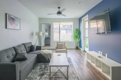 Image de Trendy 1bd with  Pool Gym Parking Wd!