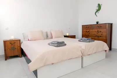 Image de Supérieure-Appartement-Salle de bain privée séparée-Vue mer