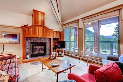 Image de Roomy Soda Springs Condo with 3br and Views