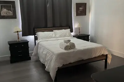 Image de Beautiful Spacious 4-bedroom Home with Rv Parking-Pets welcome