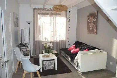 Image de Maison de vacances 'Belle Maison De Village Avec Jardin' avec terrasse privée, jardin privé et Wi-Fi