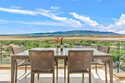 Image de Maui Resort Rentals: Honua Kai Hokulani 822 – Expansive 2br Corner Suite w/ Gorgeous Mountain Views!