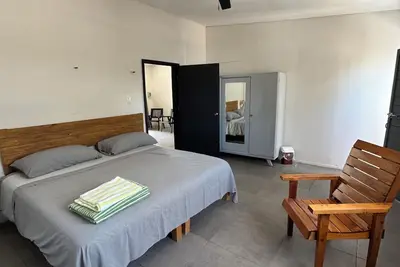 Image de Tranquila casa para descansar en familia o disfrutar con amigos.