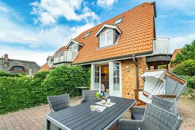 Image de Vacation home for up to 4 people with garden - only 350 meters to the beach!