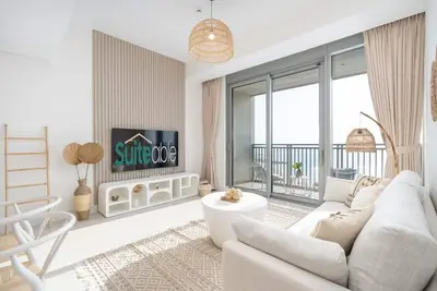 Image de Blazing apartment by the seaside - Suiteable
