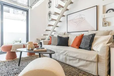 Image de Fashionable loft with catamaran net in Jvc