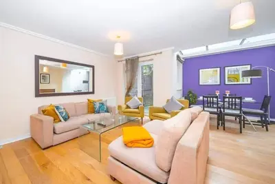 Image de Brighton train station 4 Bedroom Flat Bn119kin